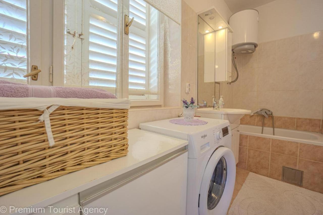Sunset Apartment With Sea View Povljana Luaran gambar